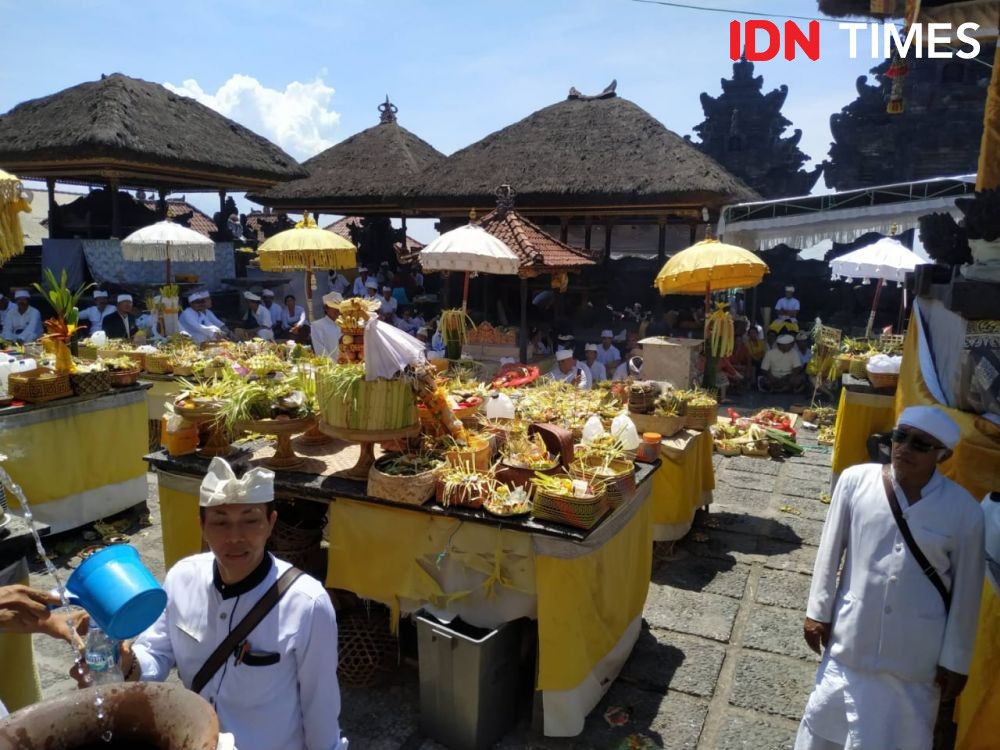 Inilah Ritual Umat Hindu Bali Ketika Krisis di Tengah Pandemik