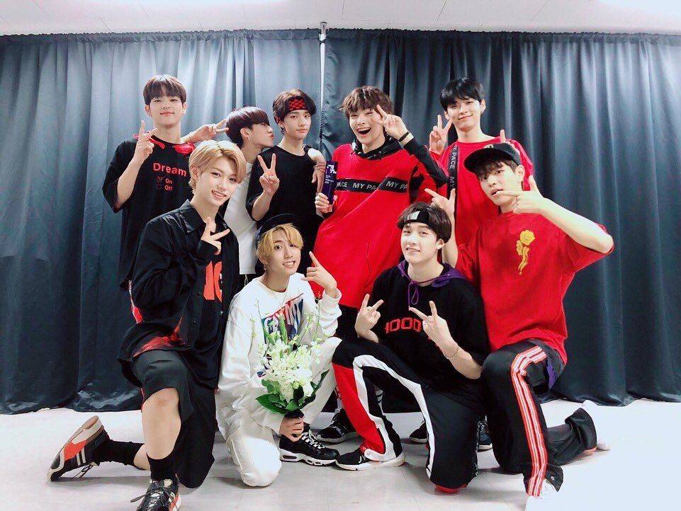 18 Pencapaian Stray Kids Di Acara Musik, Keren Abis!