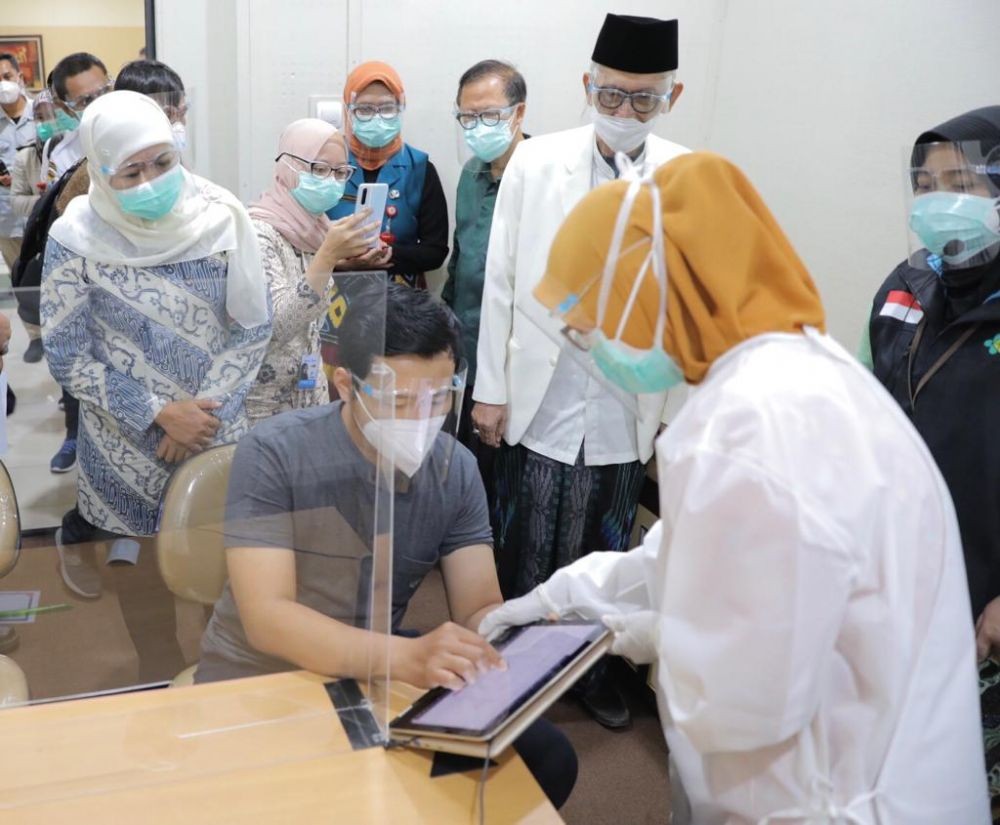 Ridwan Kamil Dukung Uji Klinis Vaksin Anhui Untuk COVID-19