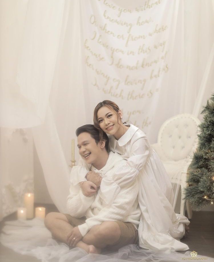 Pemotretan 9 Keluarga Artis yang Bahagia Sambut Natal ini Jadi Sorotan