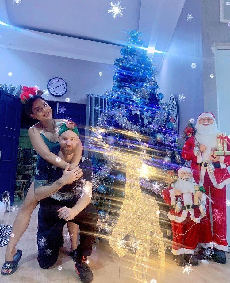 Pemotretan 9 Keluarga Artis yang Bahagia Sambut Natal ini Jadi Sorotan