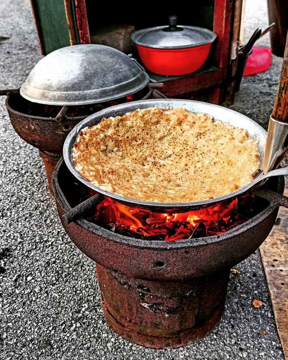 10 Street Food Khas Indonesia yang Disukai Bule, Ada Favoritmu?