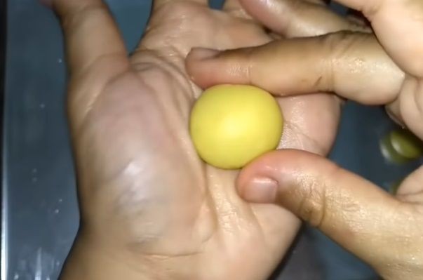 5 Tips Cara Bikin Nastar Anti Retak nan Lezat