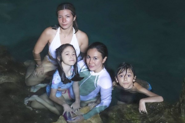 10 Potret Seru Liburan Wulan Guritno ke Labuan Bajo