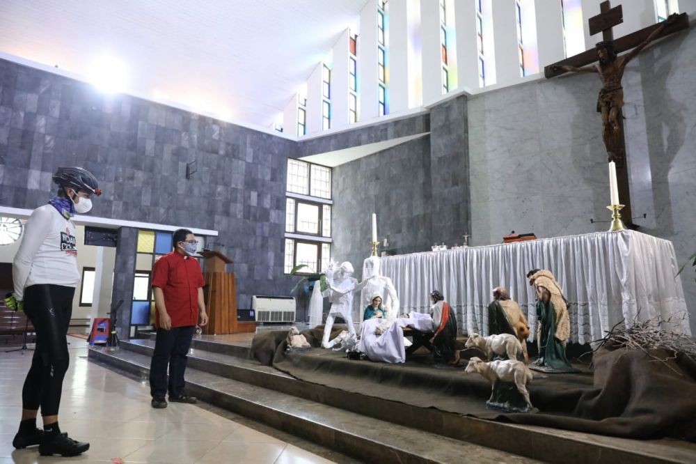 Susah Sinyal, Gereja Katolik di Desa-desa Data Jemaat secara Manual