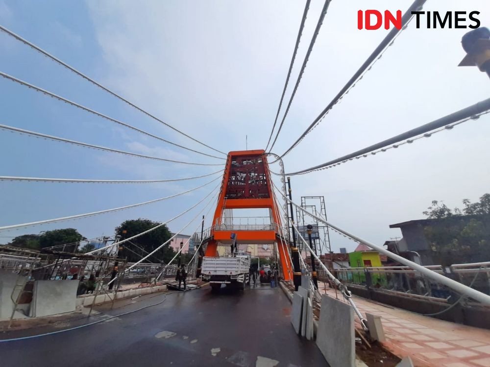 Ingin Segera Diresmikan oleh Risma, Ini Penampakan Jembatan Joyoboyo