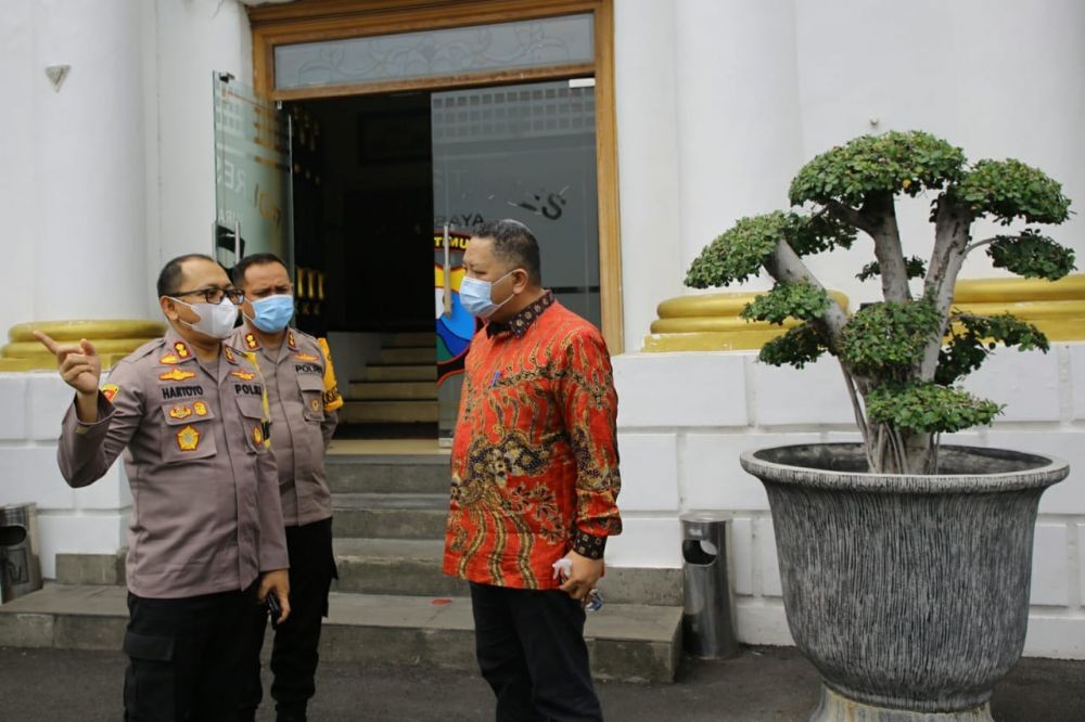 Datangi Mapolrestabes Surabaya, Whisnu Pastikan Keamanan Kota