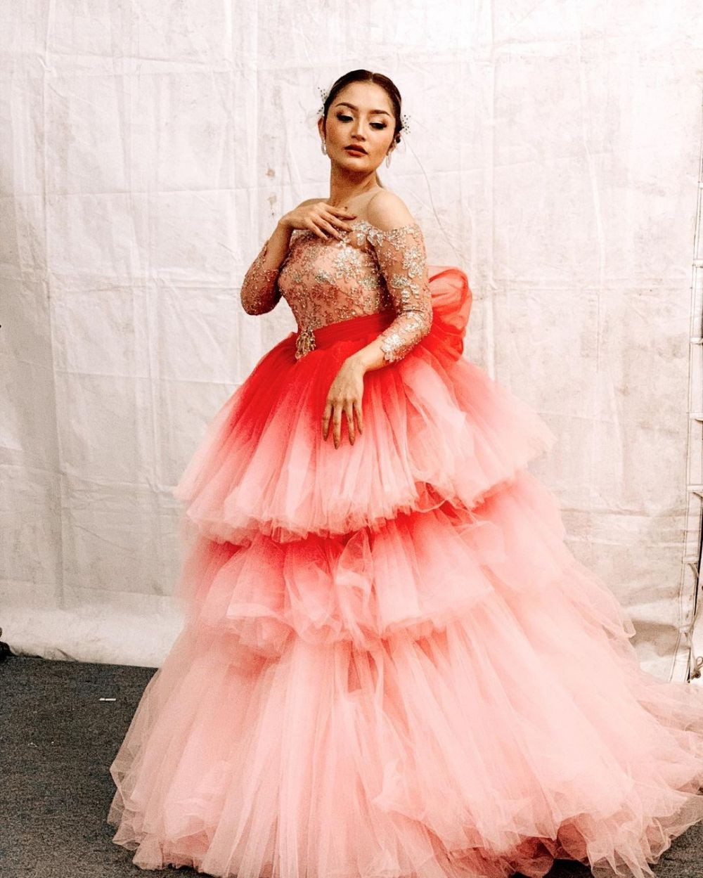 9 Inspirasi Dress Glamor ala Penyanyi Dangdut Indonesia, Gemerlap!