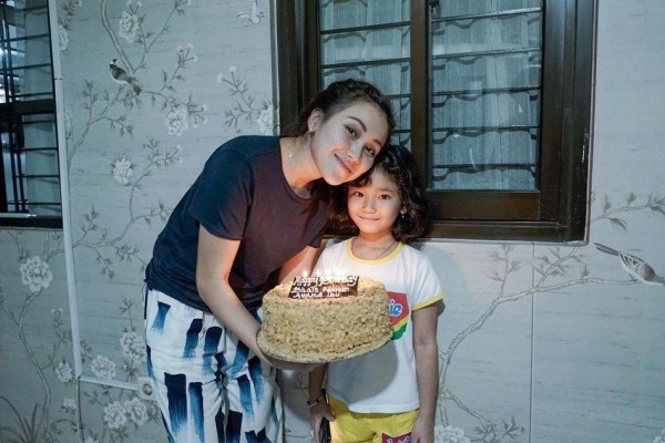 Dirayakan Sederhana, 10 Foto Ulang Tahun Bilqis Putri Ayu Ting Ting