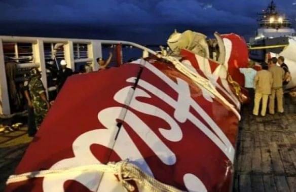 Mengenang Tragedi Jatuhnya Pesawat AirAsia QZ8501