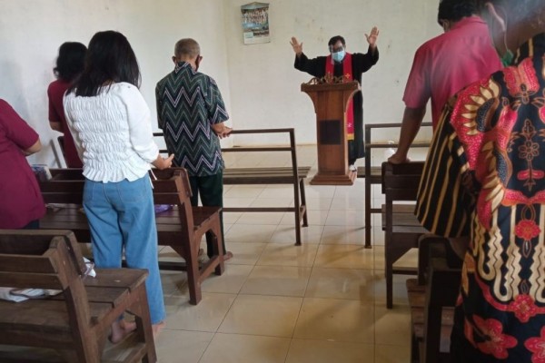 Gereja Masih Disegel, Jemaat GITJ Jepara Tidak Bisa Ibadah Natal