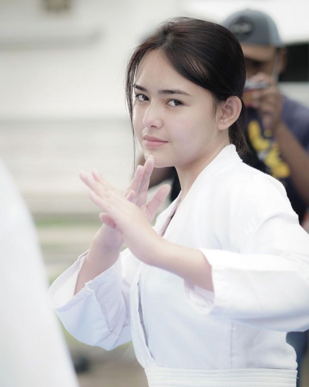 Diajari Arya Saloka, 9 Potret Garang Amanda Manopo Belajar Bela Diri