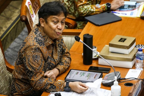 Vaksin COVID Berbayar Batal, Menkes Diminta Segera Cabut PMK Nomor 19