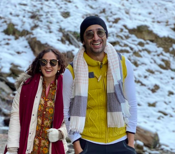 9 Momen Romantis Shaheer Sheikh dan Ruchikaa Kapoor di Bhutan