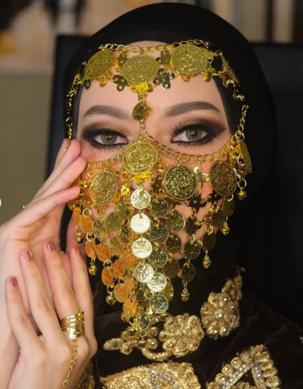 Berdarah Arab, 10 Pesona Bak Barbie Valda Alviana Istri Reza D'Academy