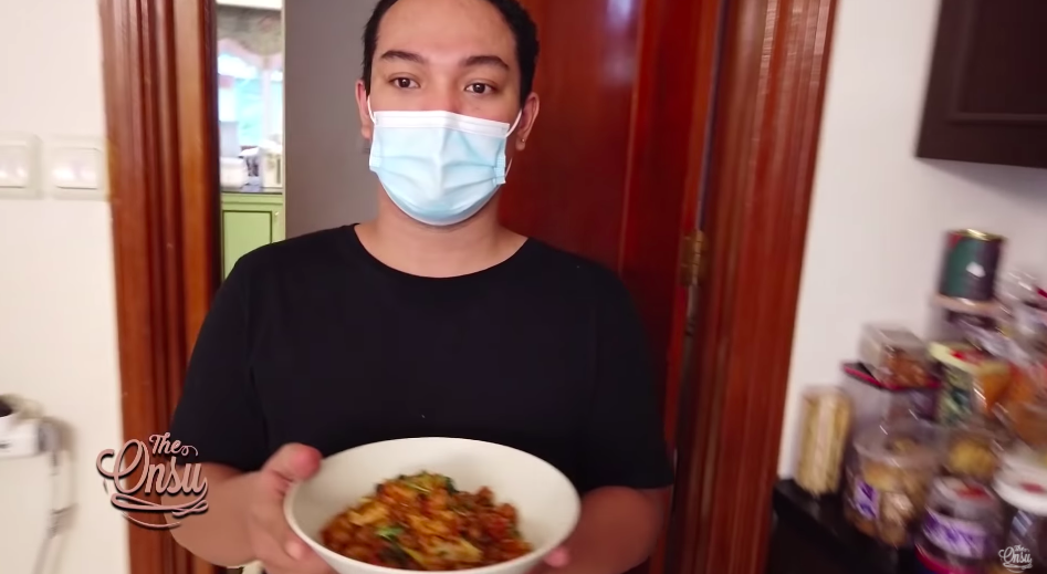 10 Momen Dava MasterChef Masak untuk Keluarga Ruben Onsu, Koki Pribadi