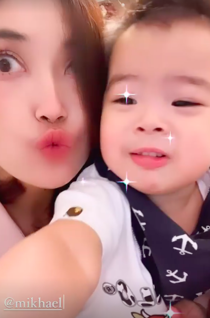 9 Momen Perayaan Imlek Sandra Dewi, Sederhana dan Penuh Cinta