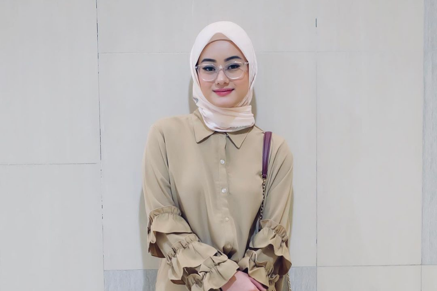 5 Tips Hijab Untuk Bentuk Wajah Kotak Kece Kece Banget