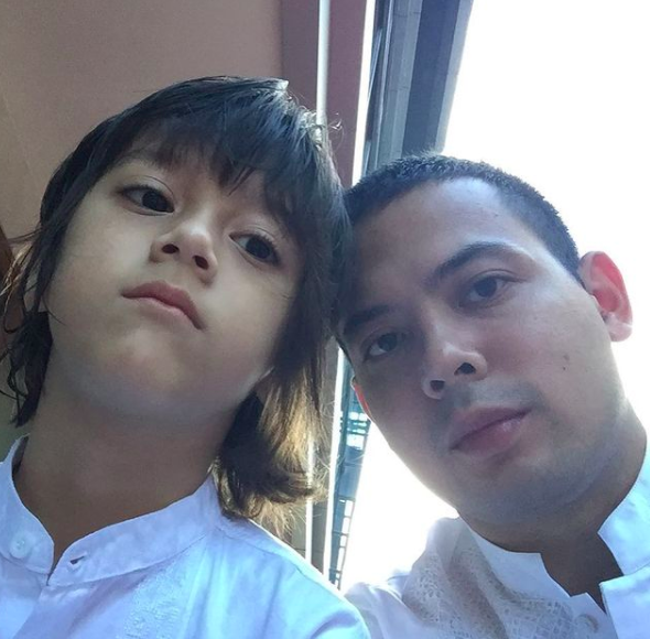 Proses Cerai, 10 Kehangatan Adilla Dimitri dengan 3 Anak Wulan Guritno