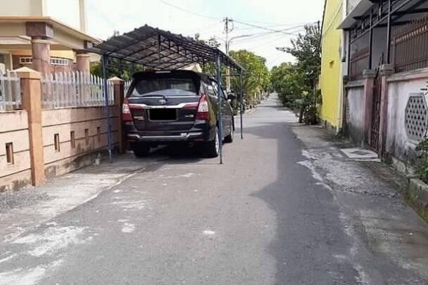 Jarang Terjadi, 10 Momen Kocak di Tengah Jalan yang Berhasil Terekam!