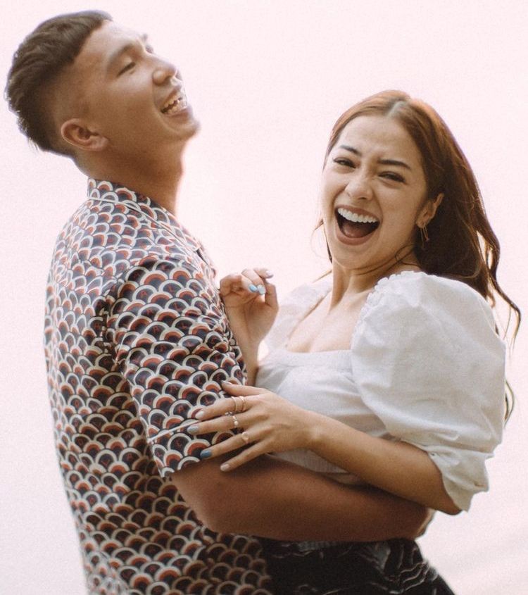 10 Pasangan Artis yang Jalani Ramadan Pertama sebagai Suami Istri