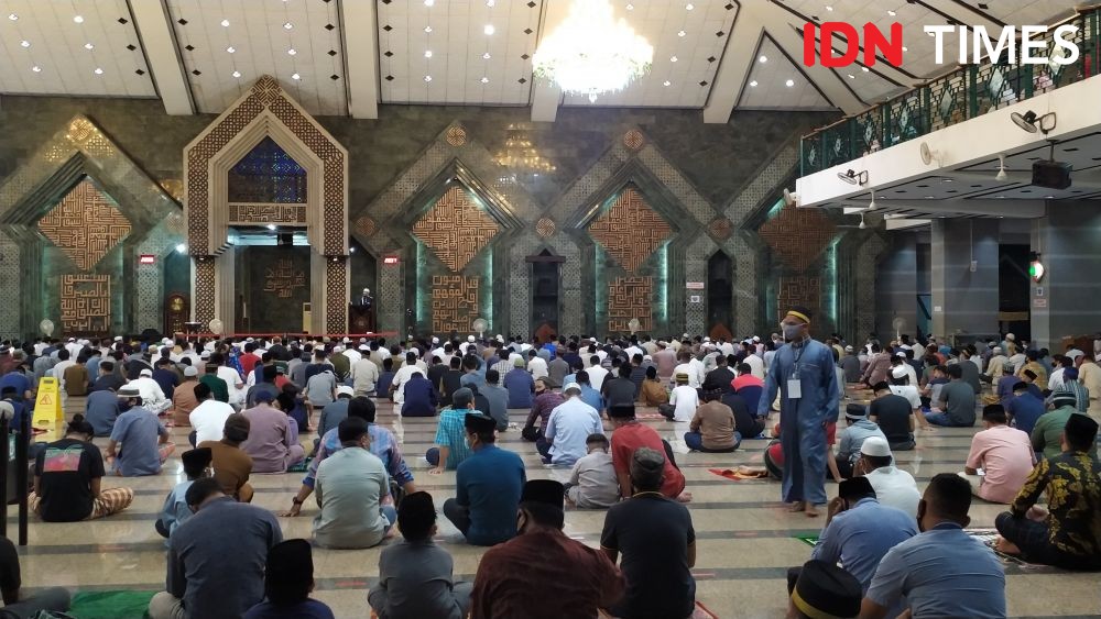 Tarawih Pertama, Masjid Al Markaz Makassar Dipadati Jemaah