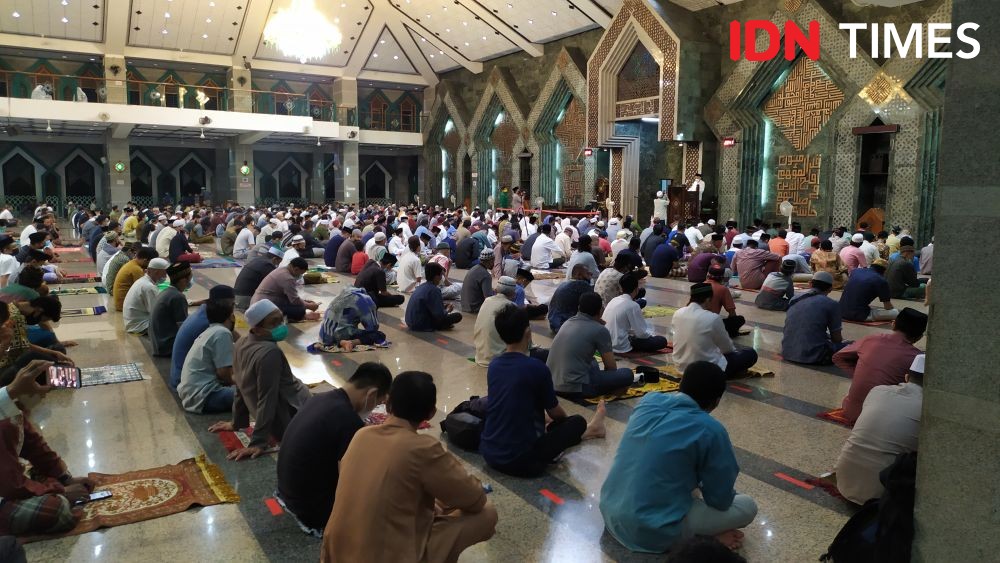Masjid Al-Markaz Makassar Batasi Jemaah di Malam Takbiran