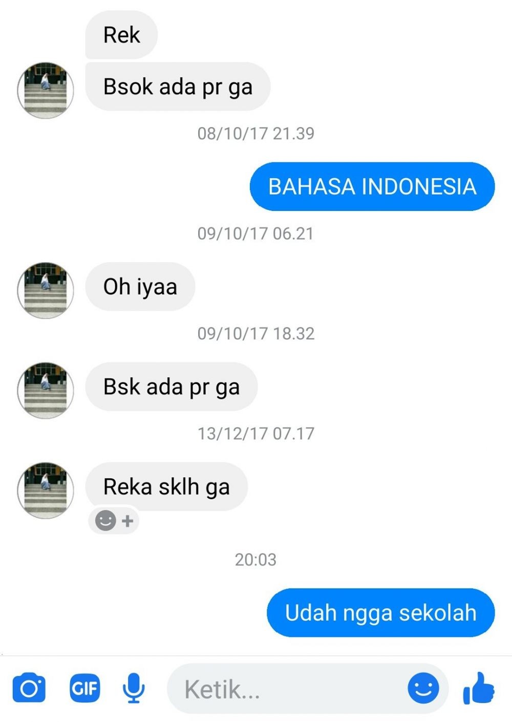 Jawabannya Kocak Banget! 10 Chat Baru Dibalas Bertahun-tahun Kemudian