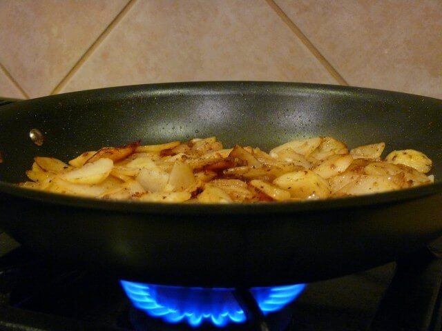 Resep Kentang Mustofa yang Renyah untuk Stok Lauk Sahur