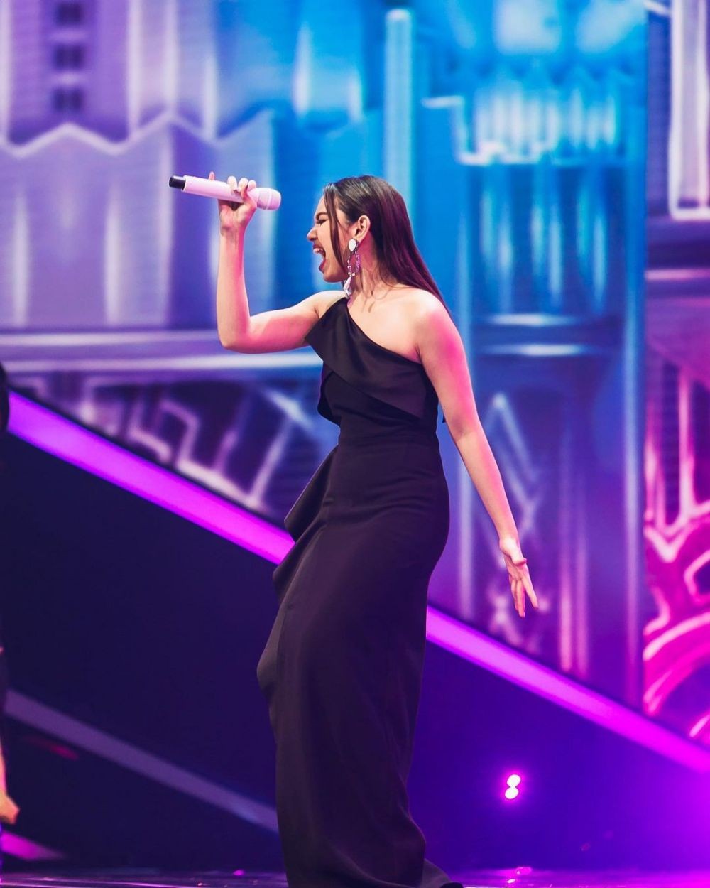 Langganan Juara! 9 Peserta Indonesian Idol asal Sumatera