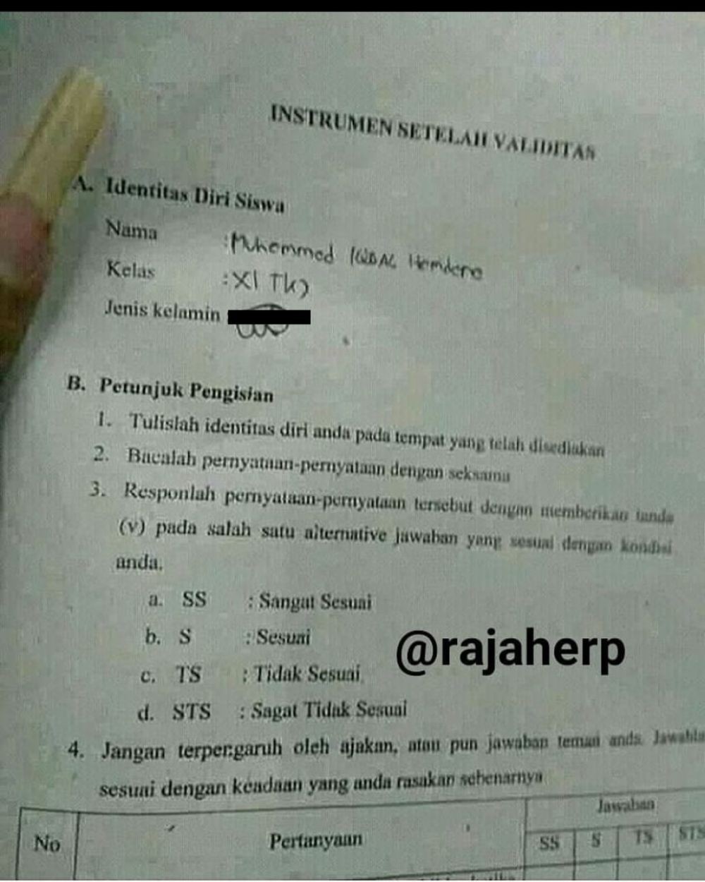 Nyeleneh Maksimal! 10 Potret Lucu Coretan di Lembar Jawaban Ujian