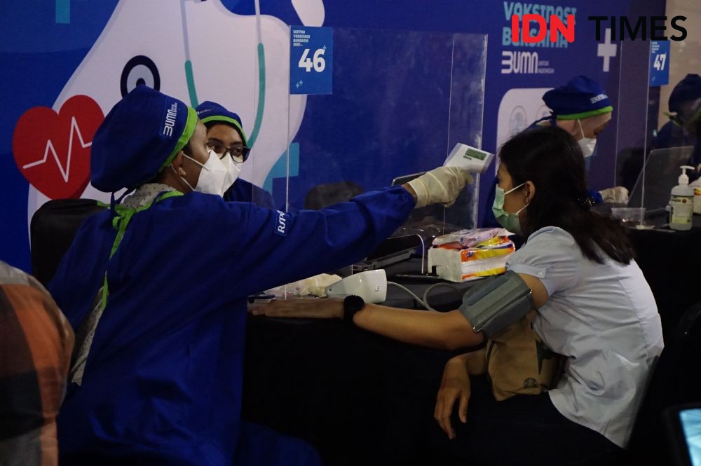 Lansia di Semarang, Gagal Disuntik hingga Nyasar ke Lokasi Vaksinasi