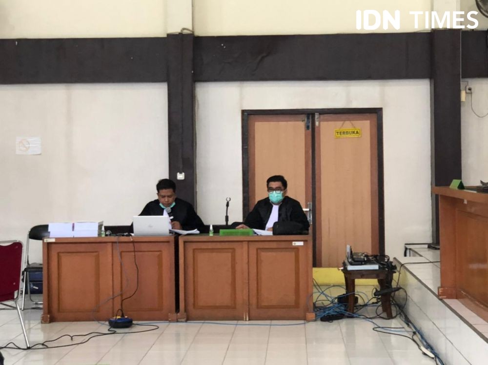 KPK Tuntut Wakil Bupati OKU Johan Anuar 8 Tahun Penjara