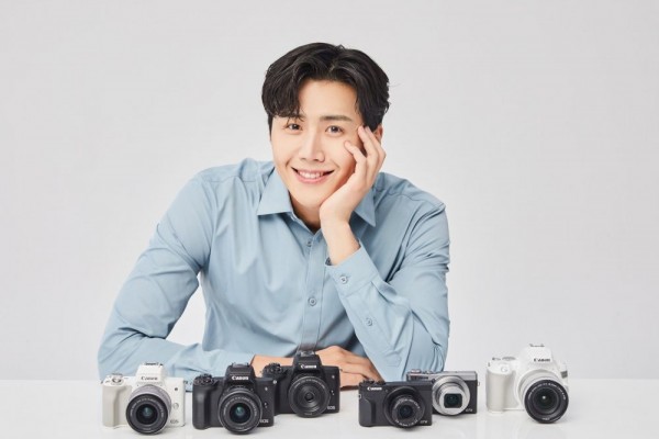 Sudah Jadi Aktor Populer, 8 Iklan yang Dibintangi Kim Seon Ho