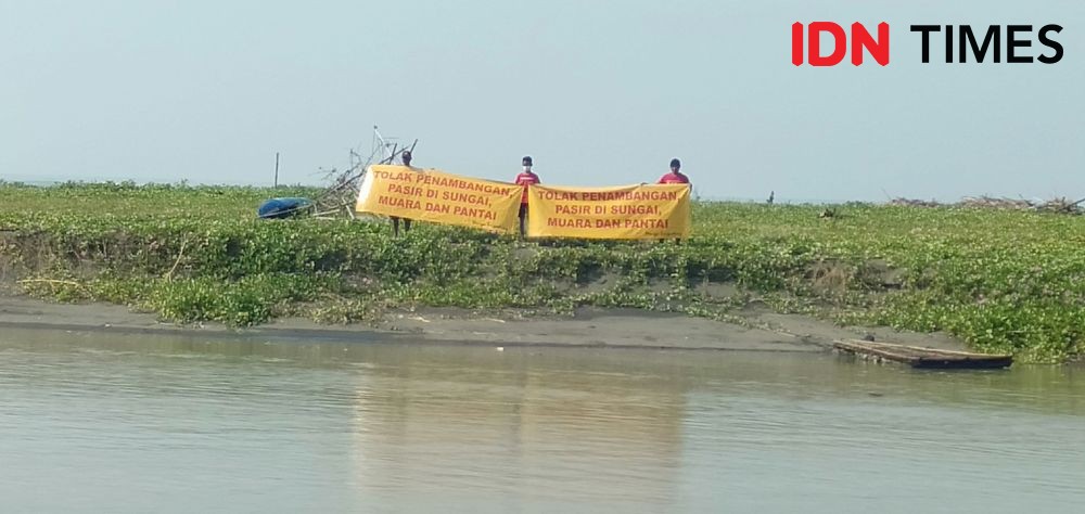 Penambangan Pasir Ilegal di Sungai Opak Marak, Warga Demo