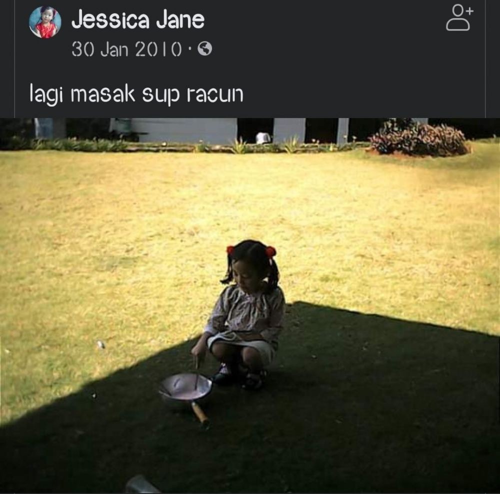 Terbongkar dan Kocak! 10 Status Medsos Jessica Jane Ketika Kecil