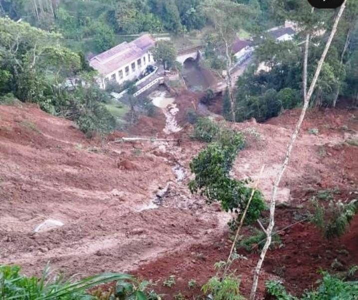 Longsor Terjang Area PLTA Plengan, Ada Potensi Bencana Susulan