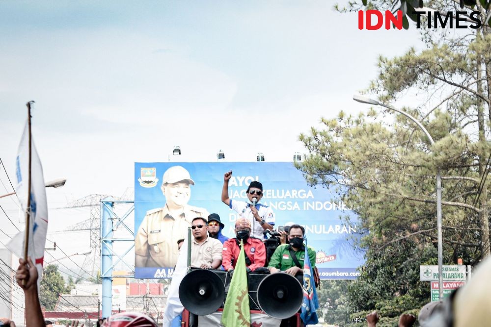 Jelang Idul Fitri, Puluhan Buruh di Bandung Barat Kena PHK Sepihak