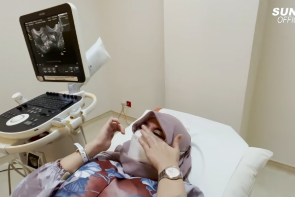 10 Momen Nathalie Holscher Nangis Umumkan Hamil Sendirian Tanpa Sule