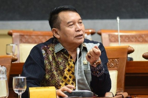Komisi I: Senjata untuk KomCad Lebih Modern dari yang Digunakan TNI AD