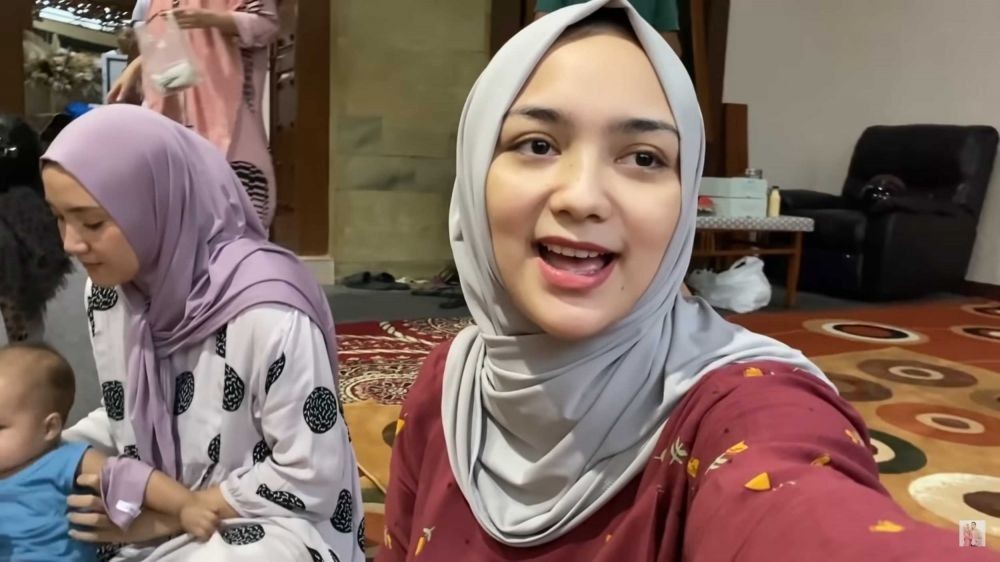 Masih Berkabung, 10 Momen Citra Kirana Puasa Ramadan Tanpa Ayah
