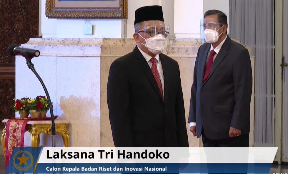 Jokowi Lantik Bahlil Lahadalia Menteri Investasi, Nadiem Mendikbudristek