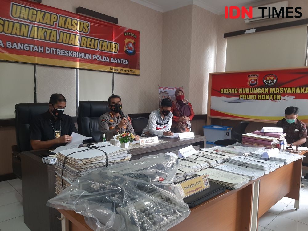 Palsukan Tanda Tangan Camat di AJB, Pegawai Kecamatan Raup Rp1,3 M 