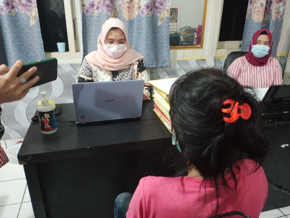 Viral Nenek Paksa Cucunya Mengemis, Dinsos Palembang: Itu Pemain Lama