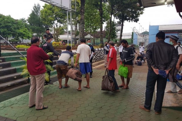 Geger! 2 Sipir Ketularan Corona, 500 Napi di Semarang Jalani Isolasi Mandiri