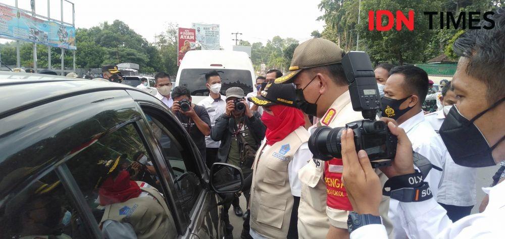 Pemudik Terciduk tak Bawa Surat Bebas COVID-19, Dua Bus Diputar Balik