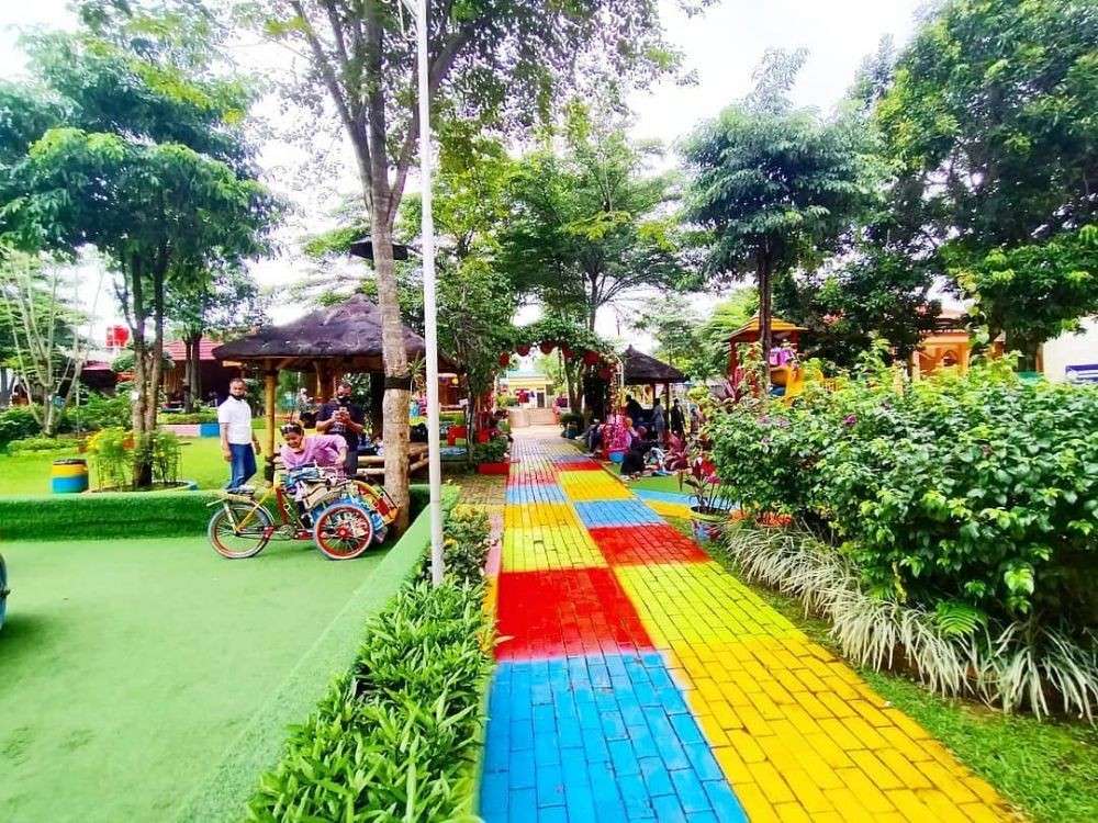 10 Tempat Wisata Di Depok Paling Hits Dikunjungi