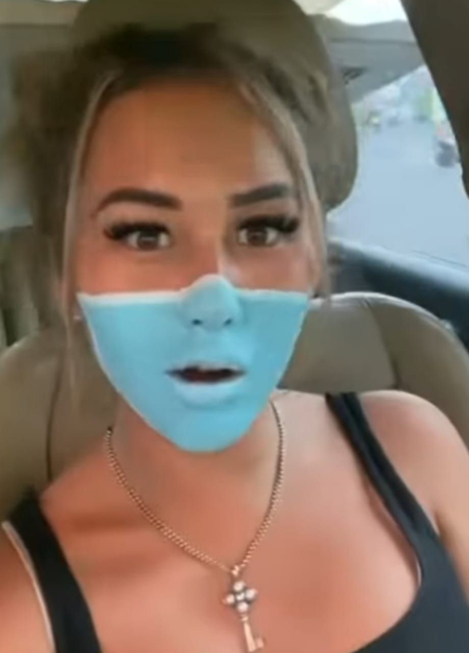 Youtuber Taiwan Pembuat Video Gambar Masker di Wajah Akan Dideportasi 