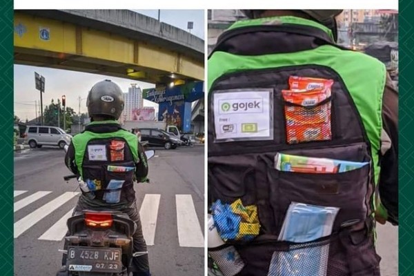 Potret Nyeleneh 10 Aksesori di Motor Ojek Online yang Kelewat Kreatif
