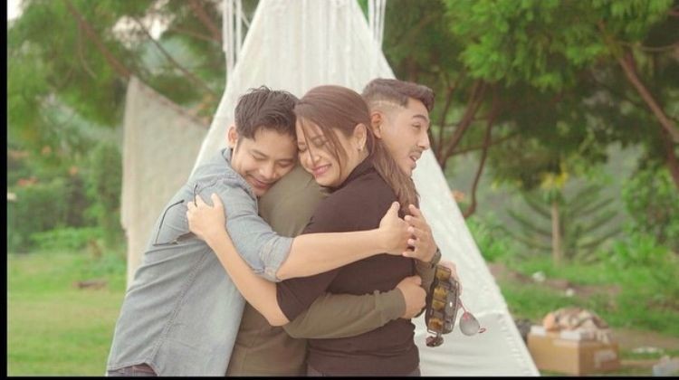 Bikin Baper, 10 Potret Arya Saloka dan Fiki Alman yang Kompak Banget